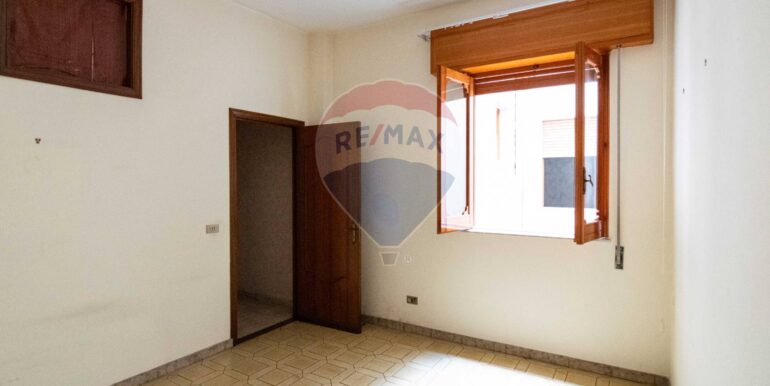 20250312105040-932799-14