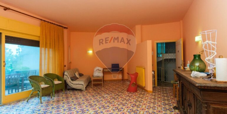 20250313184914-929657-10