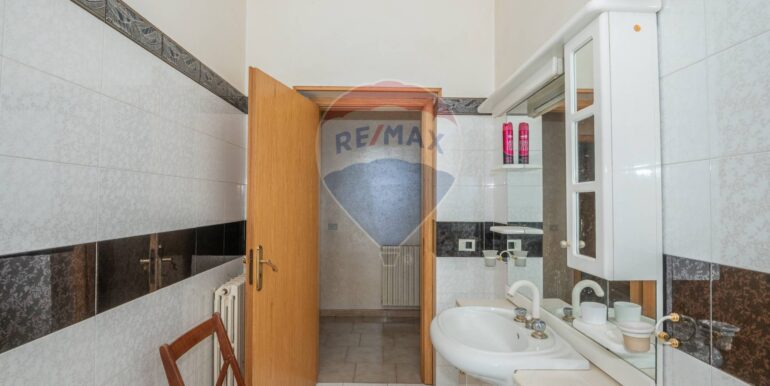 20250320182758-935945-18