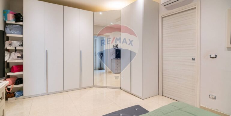 20250321194351-937003-10