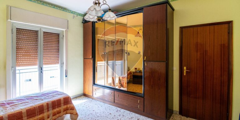 20250326172704-939069-5