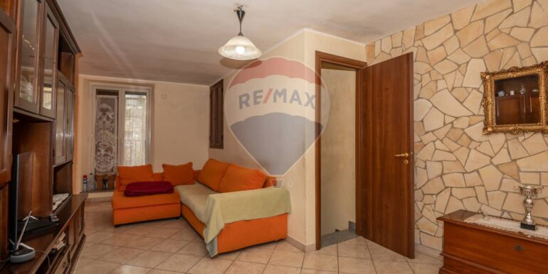 20250328112746-938100-6