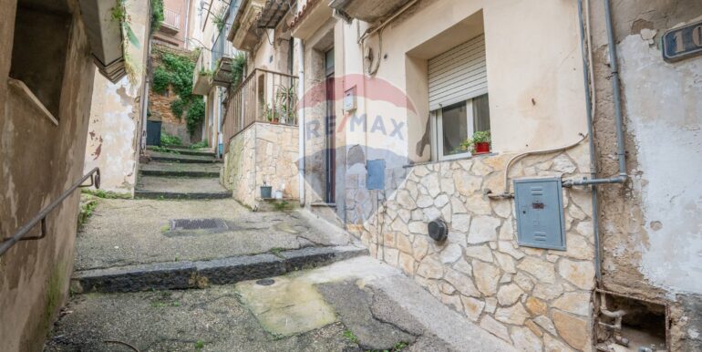 20250328112811-938100-15