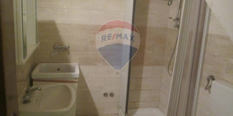 2025033184152-939214-18