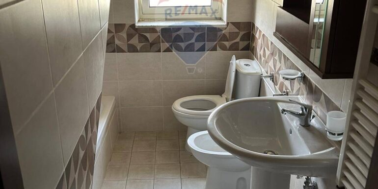 2025033184155-939214-20