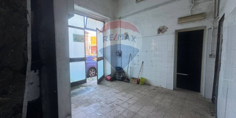 20250401174739-940220-6