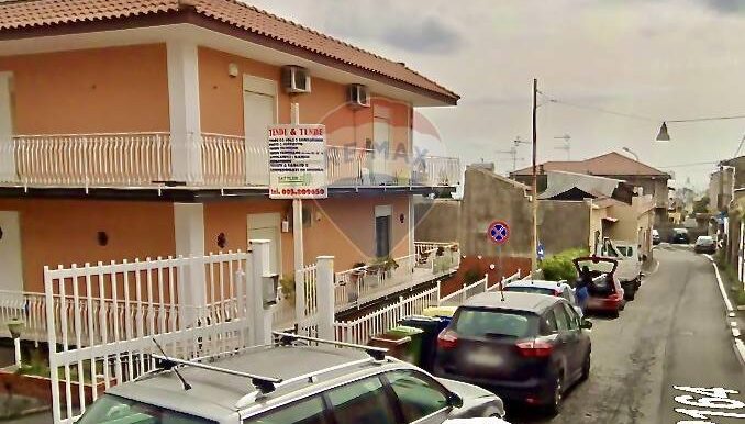 20250404234709-941659-8