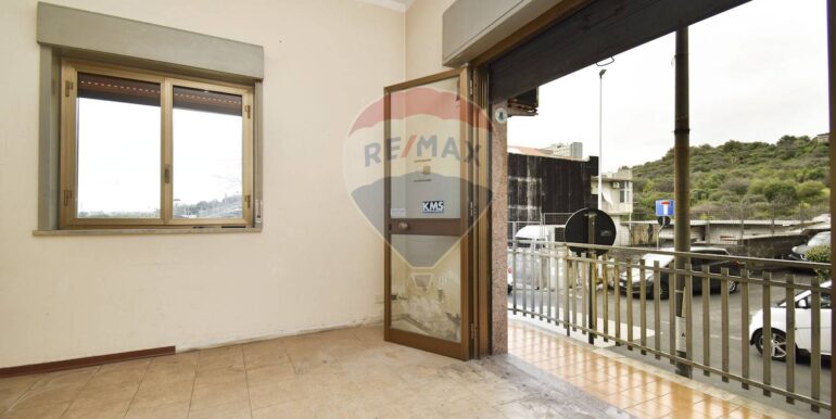 20250411174158-943546-8