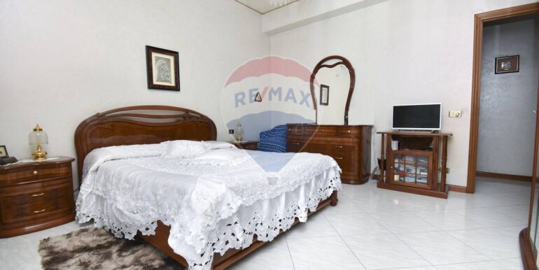 20250415150309-944027-15