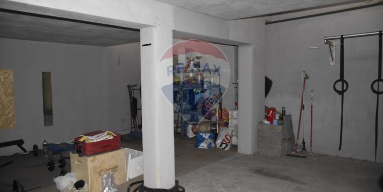 20250423214259-939699-11