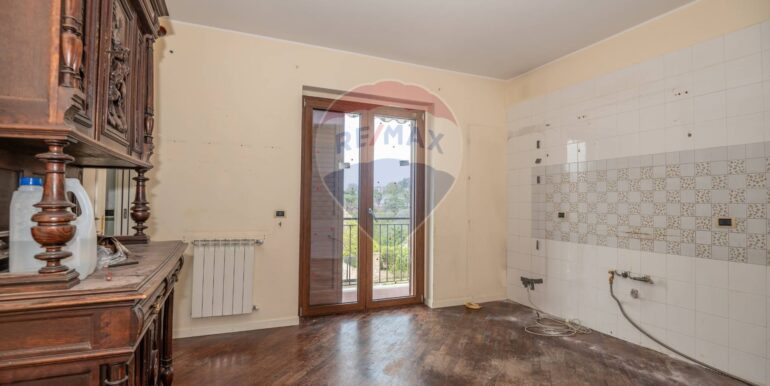 2025042415902-945293-8