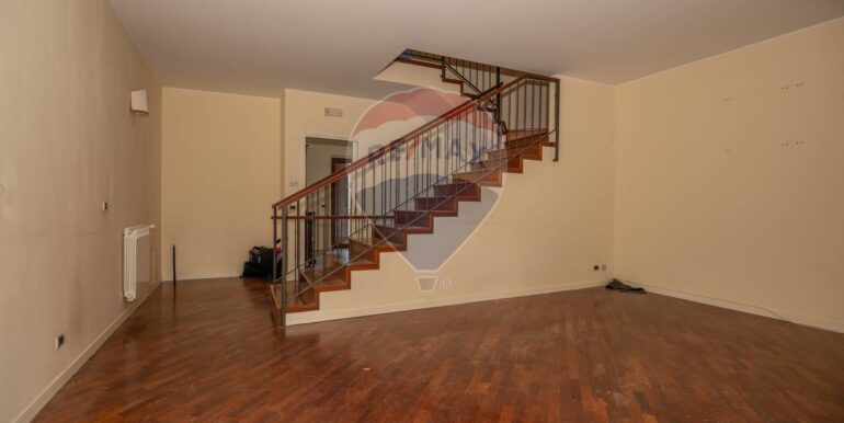 2025042415958-945293-15