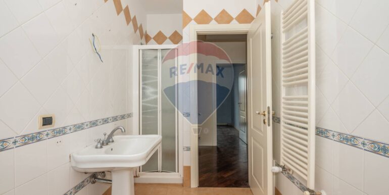 2025042420324-945293-23