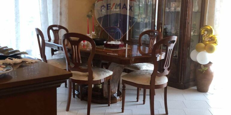 2025042491842-945299-4