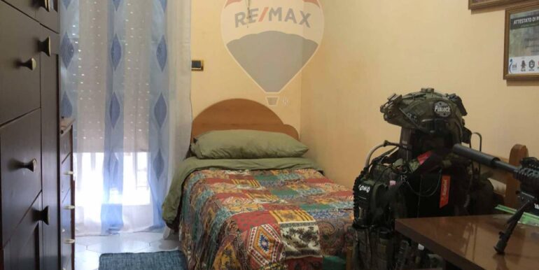 2025042491854-945299-11