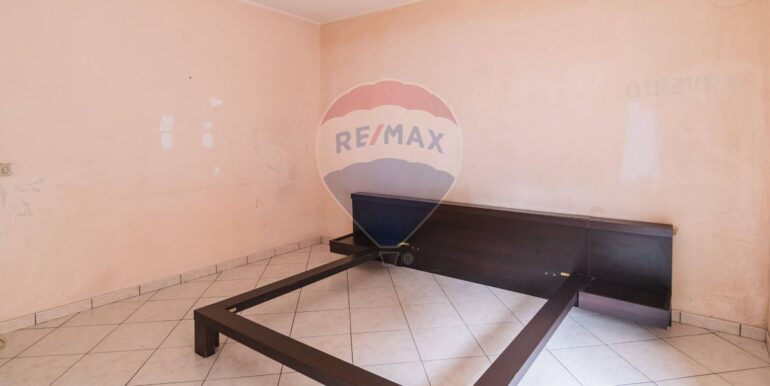 2025052095010-949496-15