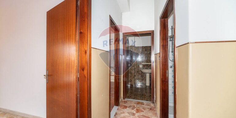 20250527152121-951843-11