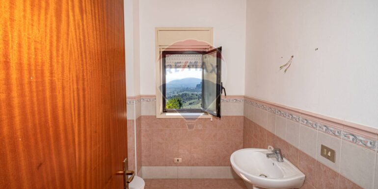 20250529102459-952313-19