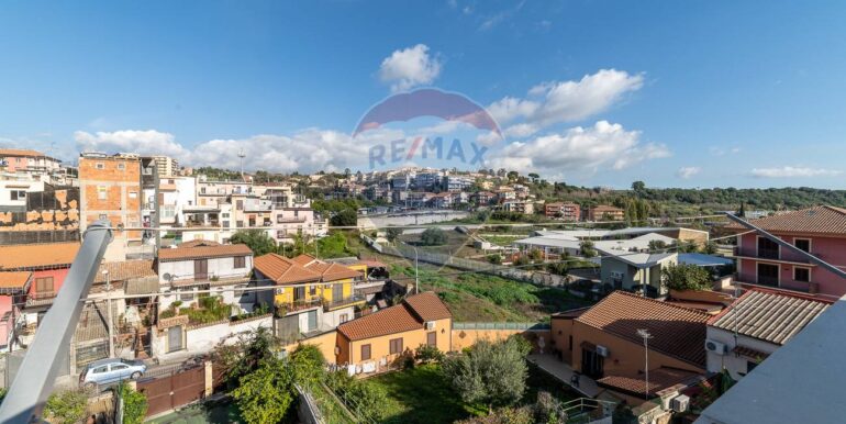 20250529173513-952463-19