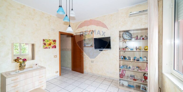 20250530102352-952517-21