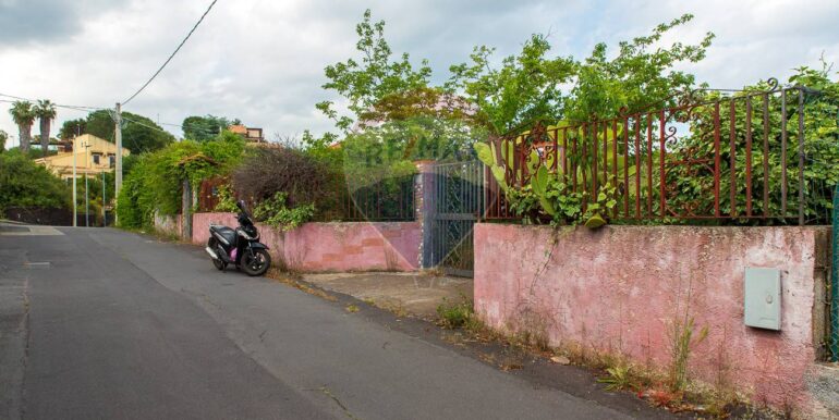 20250530235607-952986-3