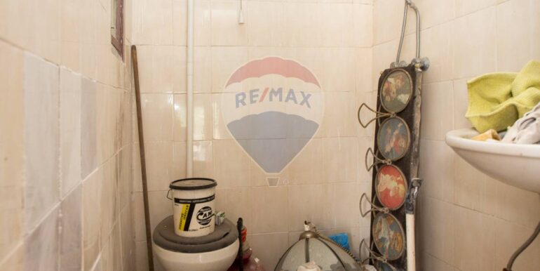 20250530235642-952986-21