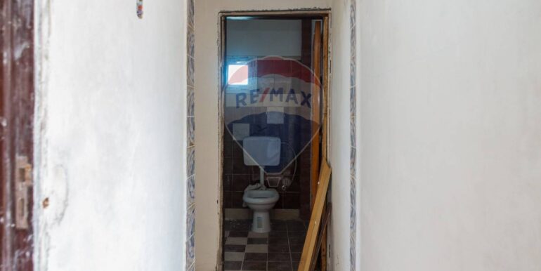 20250530235709-952986-35