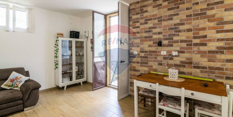 20250604121808-953922-22