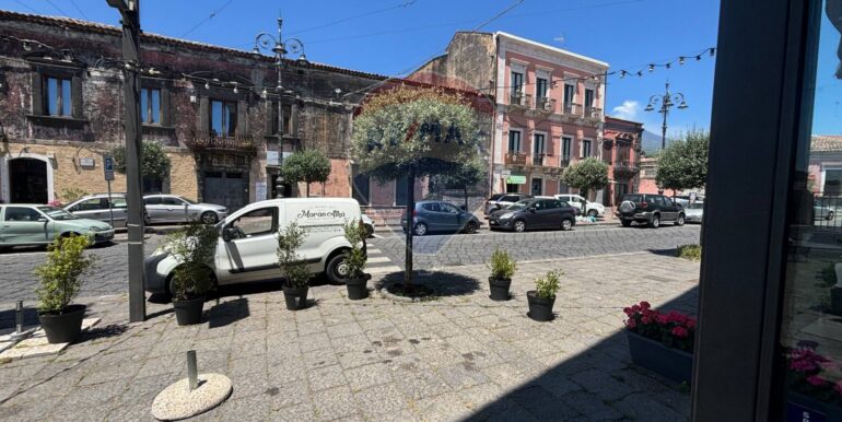 20250604200835-955642-3