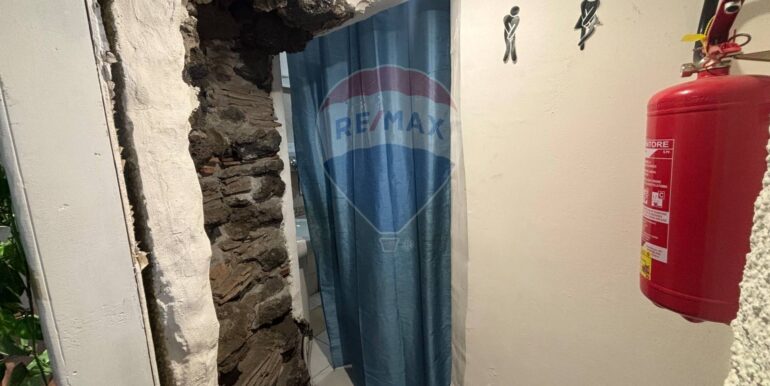 20250604200927-955642-11