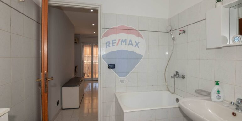 20250605212746-951131-17