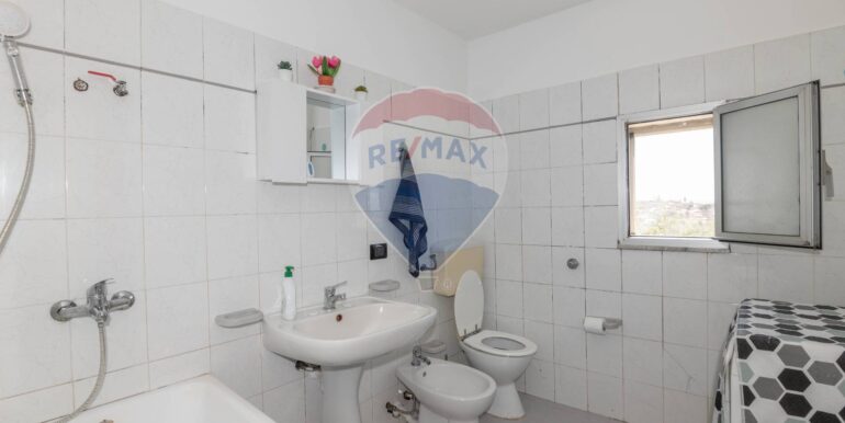 20250605212748-951131-18