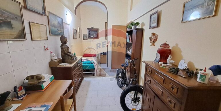 20250606202500-952155-19