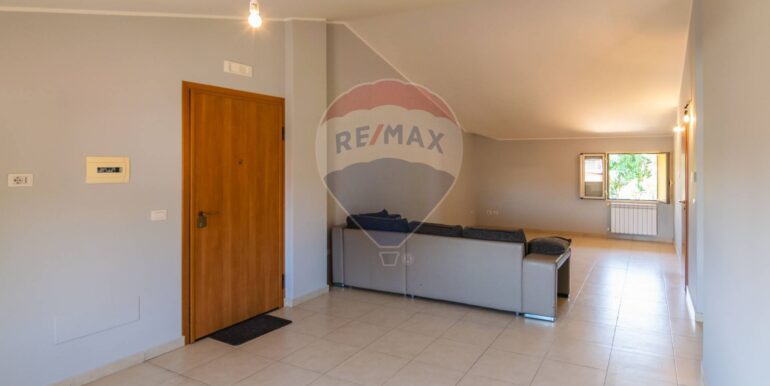 20250613192238-958695-12