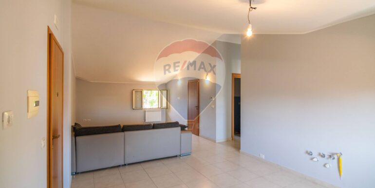 20250613192245-958695-13