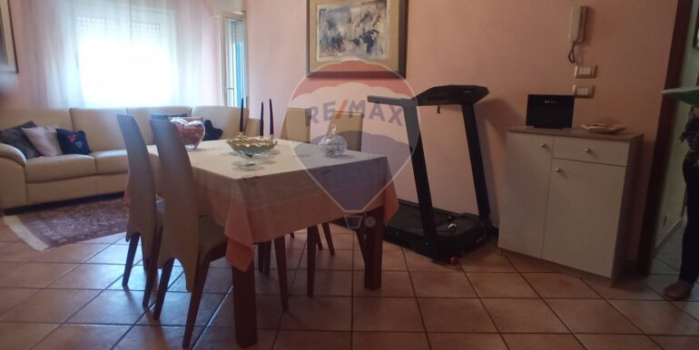 20250613225229-958267-32