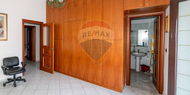 20250617182346-959052-18