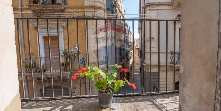 2025062000106-959588-32