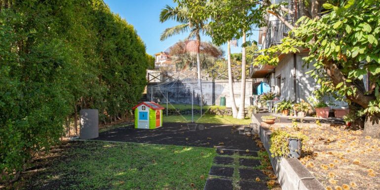 2025062071653-956248-6