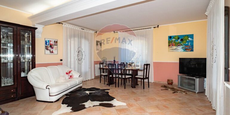 2025062071659-956248-9