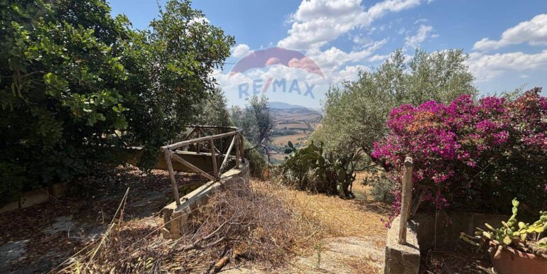 20250621232035-960378-17