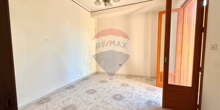 2025062184005-913733-7