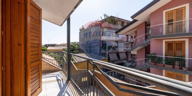 2025062193436-960312-8