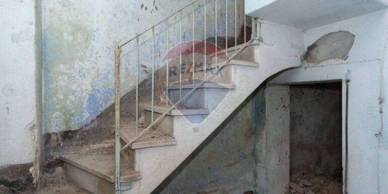 20250702214156-956160-11