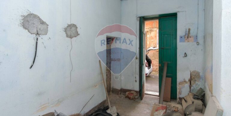 20250702214205-956160-13