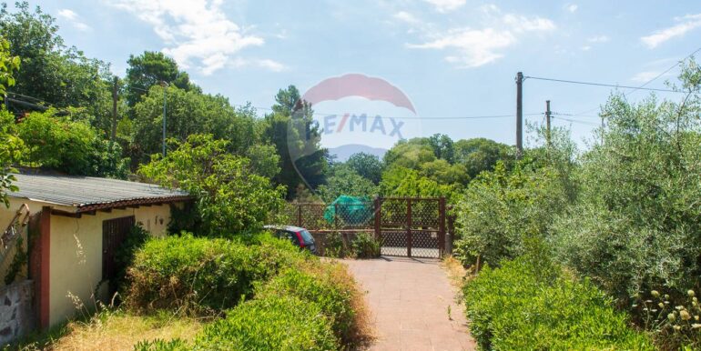 2025070470838-964869-8