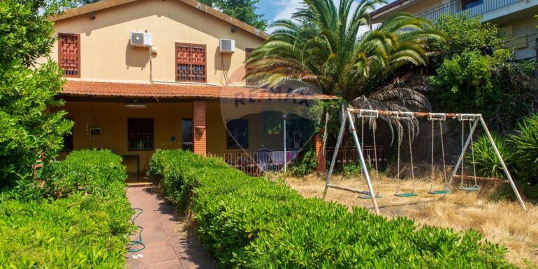 2025070470841-964869-9