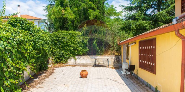 2025070470903-964869-17