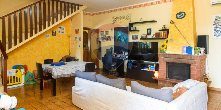 2025070470911-964869-21