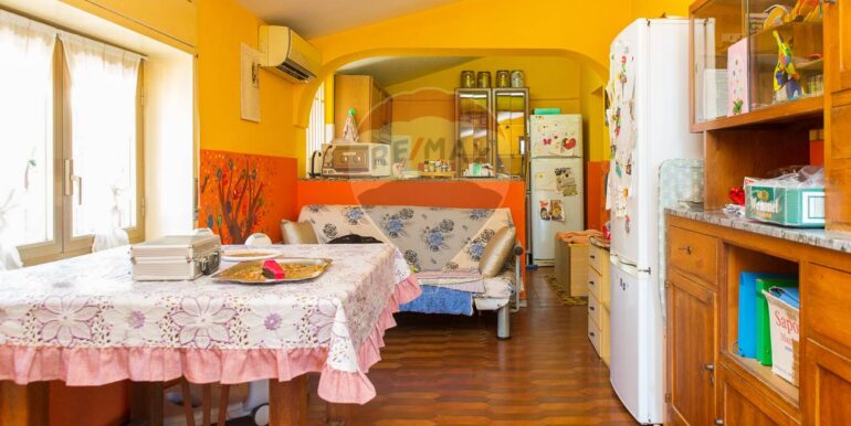 2025070470926-964869-29